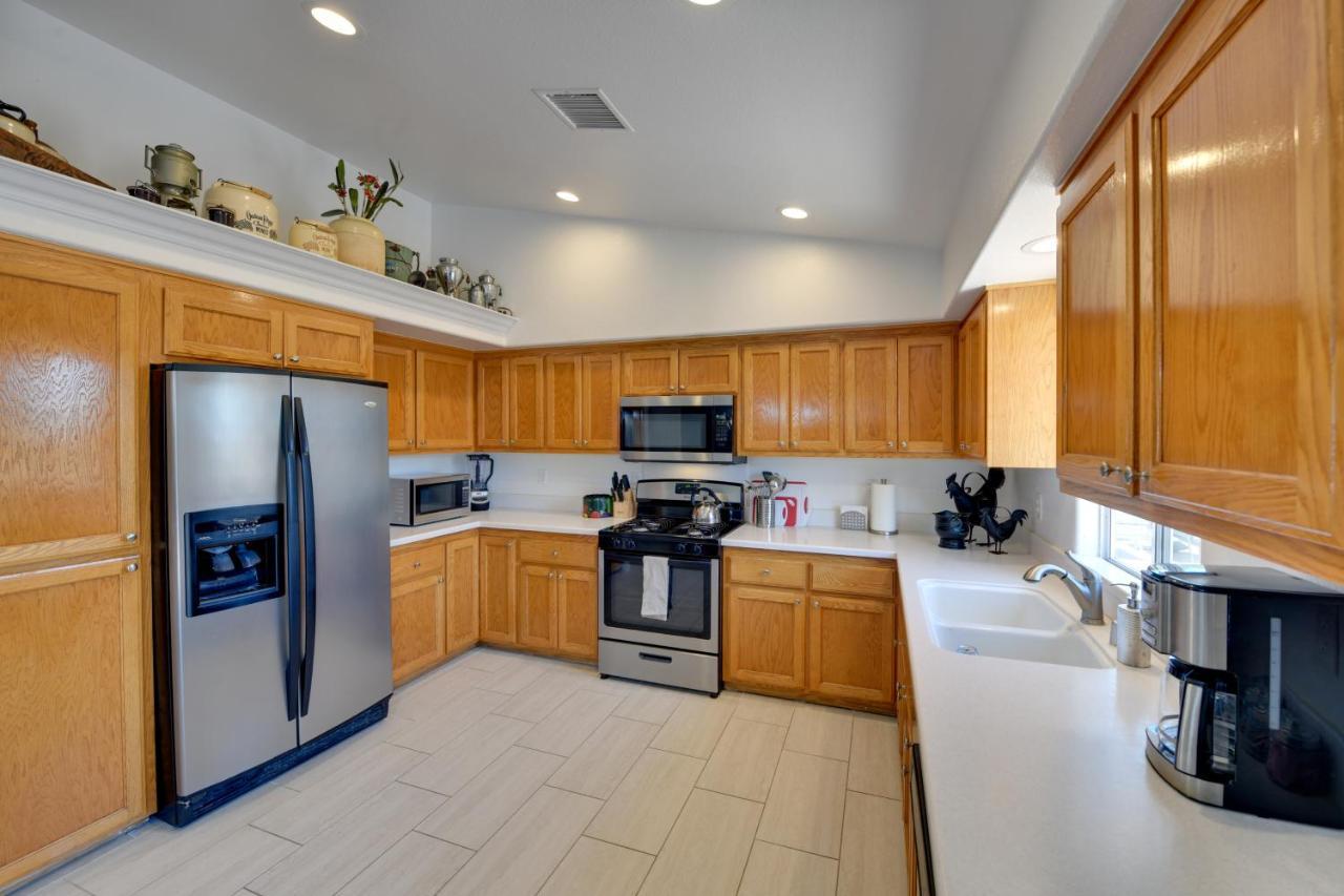 Updated Abode 22 Mi To Joshua Tree National Park! Morongo Valley Exterior photo
